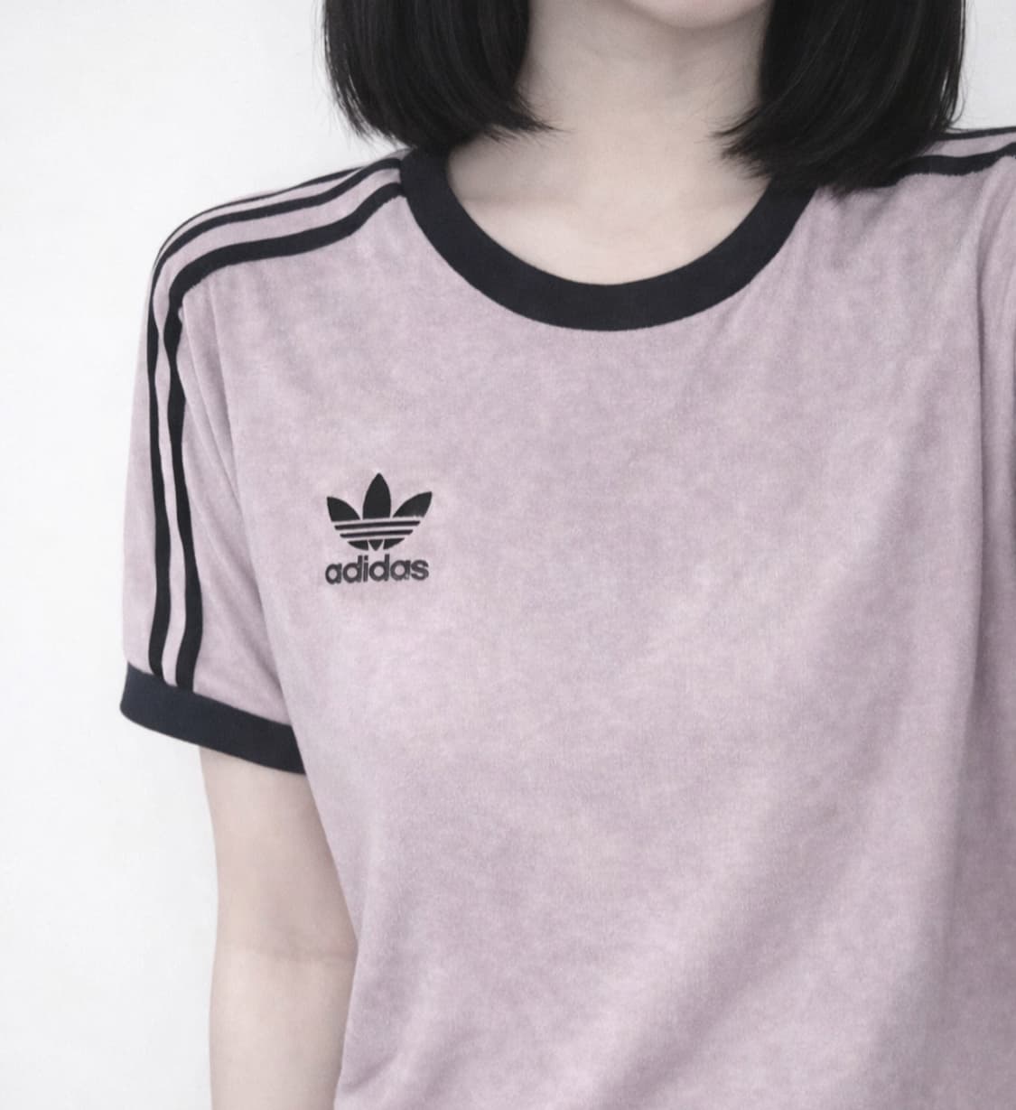 아디다스 테리 소재 연보라빛 반팔 링거티 L 상품이미지1