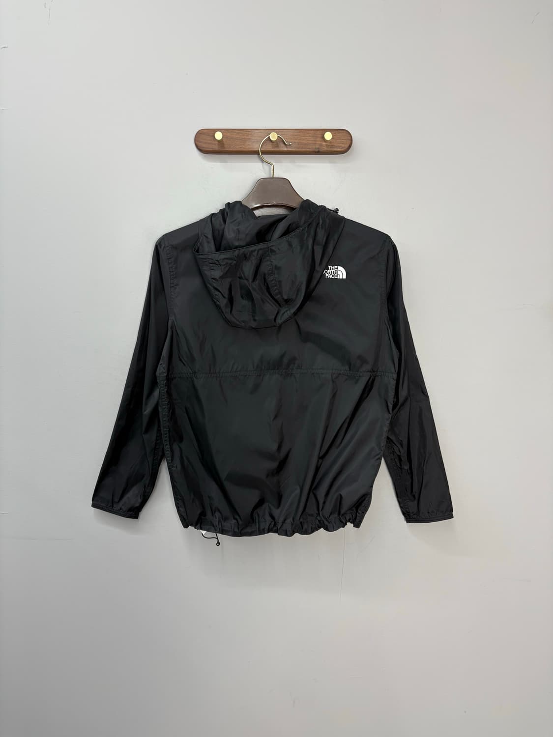 노스페이스 블랙 후드 바람막이 A2886 상품이미지6