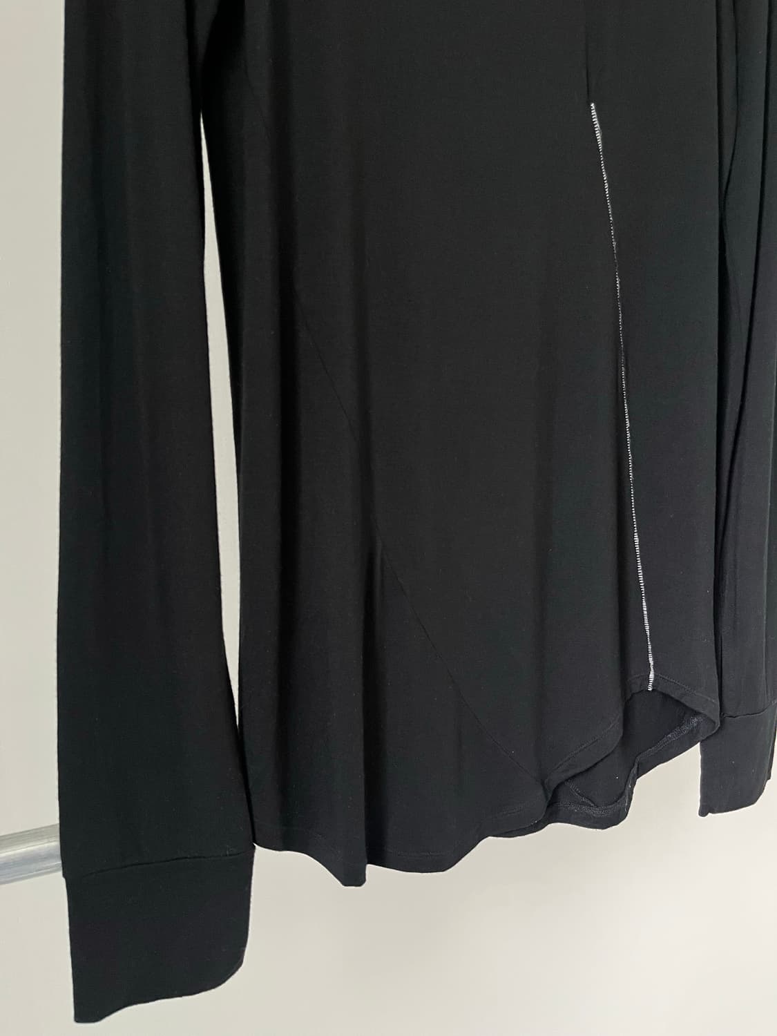 N/07 Asymmetrical Overlock Long Cutsew 상품이미지6