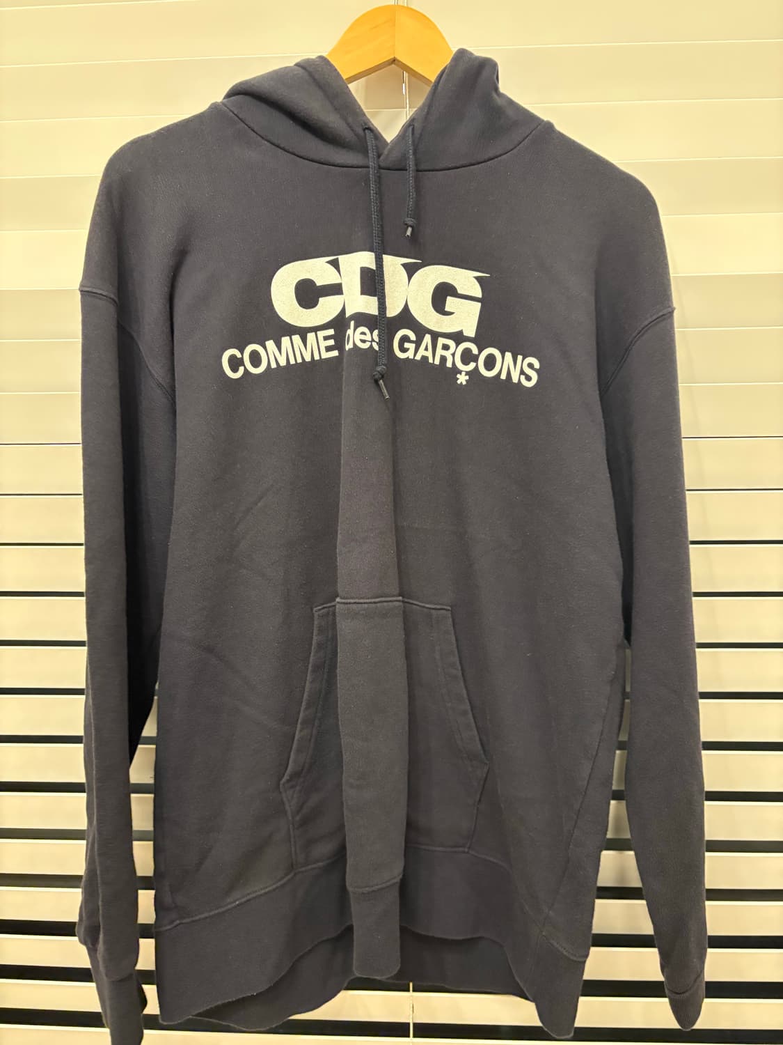 Cdg 네이비 후드 xxl 상품이미지3