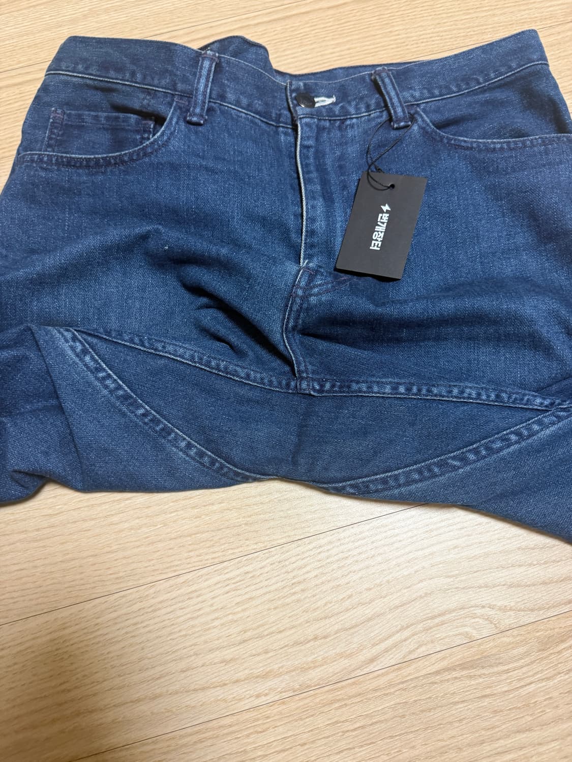 34) 159,000원 나나미카 22fw 5p 인디고 블리치 데님 상품이미지6