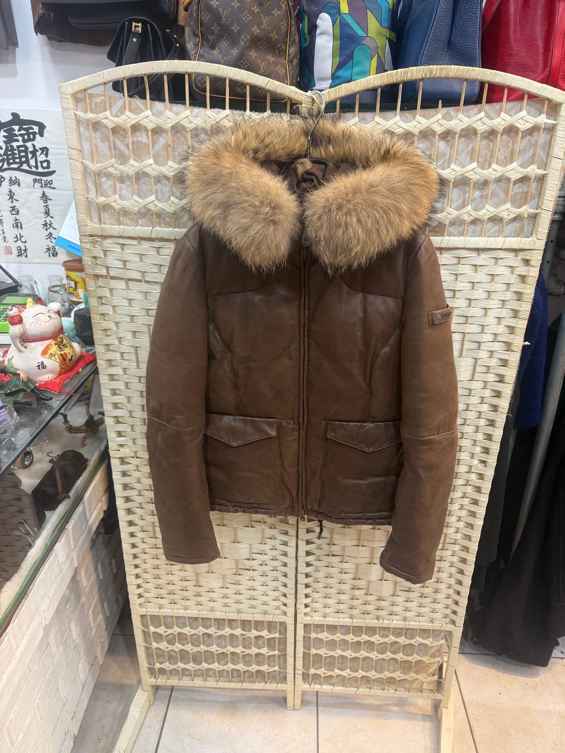 42/66 정품 페트레이 양가죽 패딩 팝니다 상품이미지1