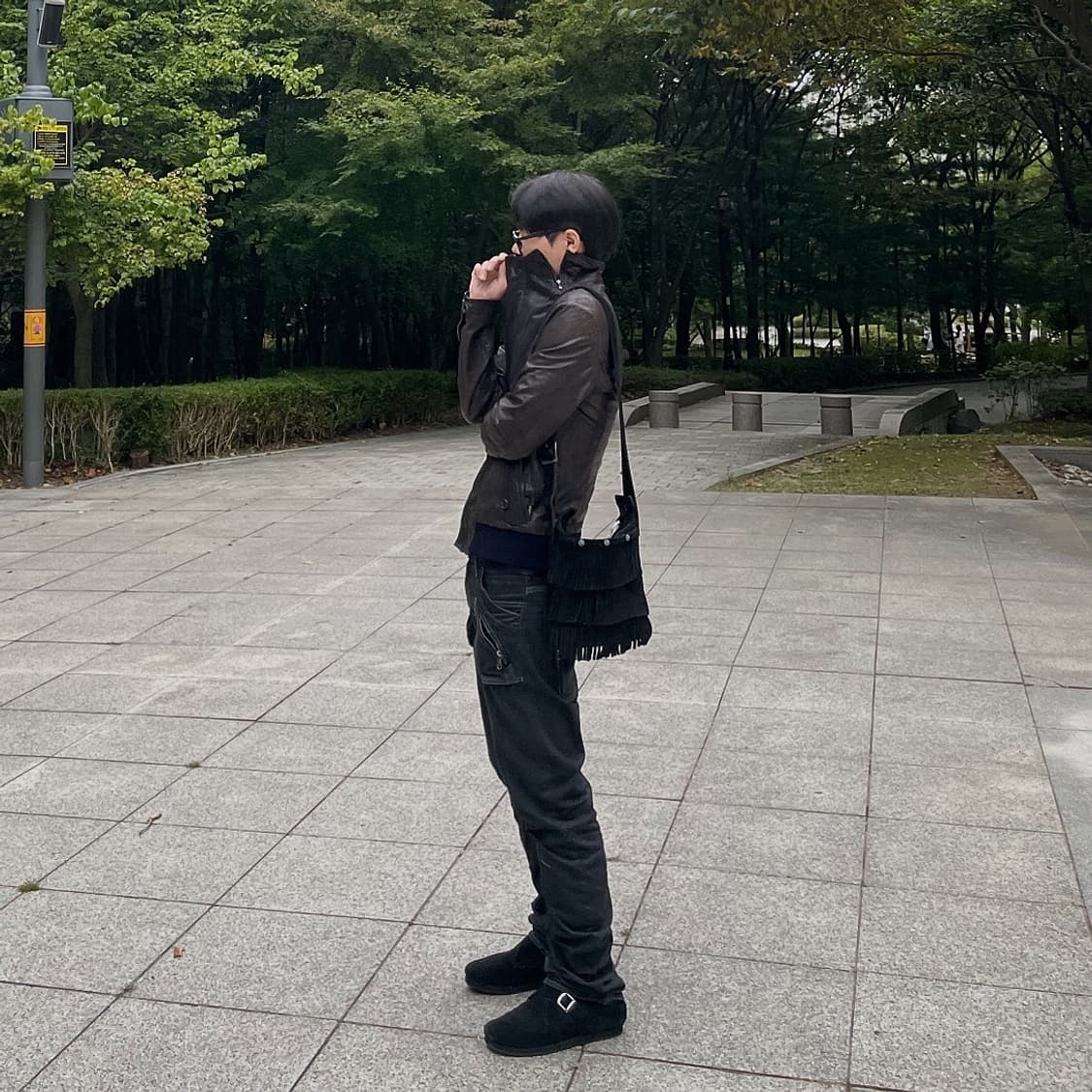 우영미 사선지퍼 램스킨 하이넥자켓 상품이미지1