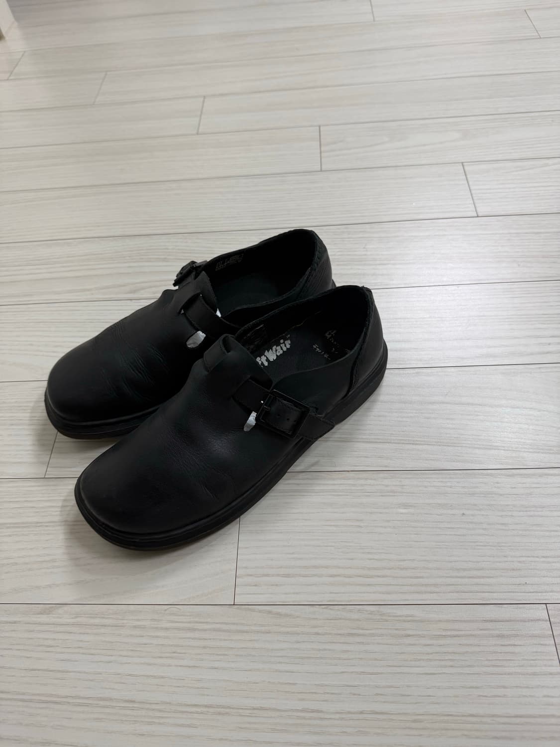 닥터마틴 페트리샤 250 상품이미지3