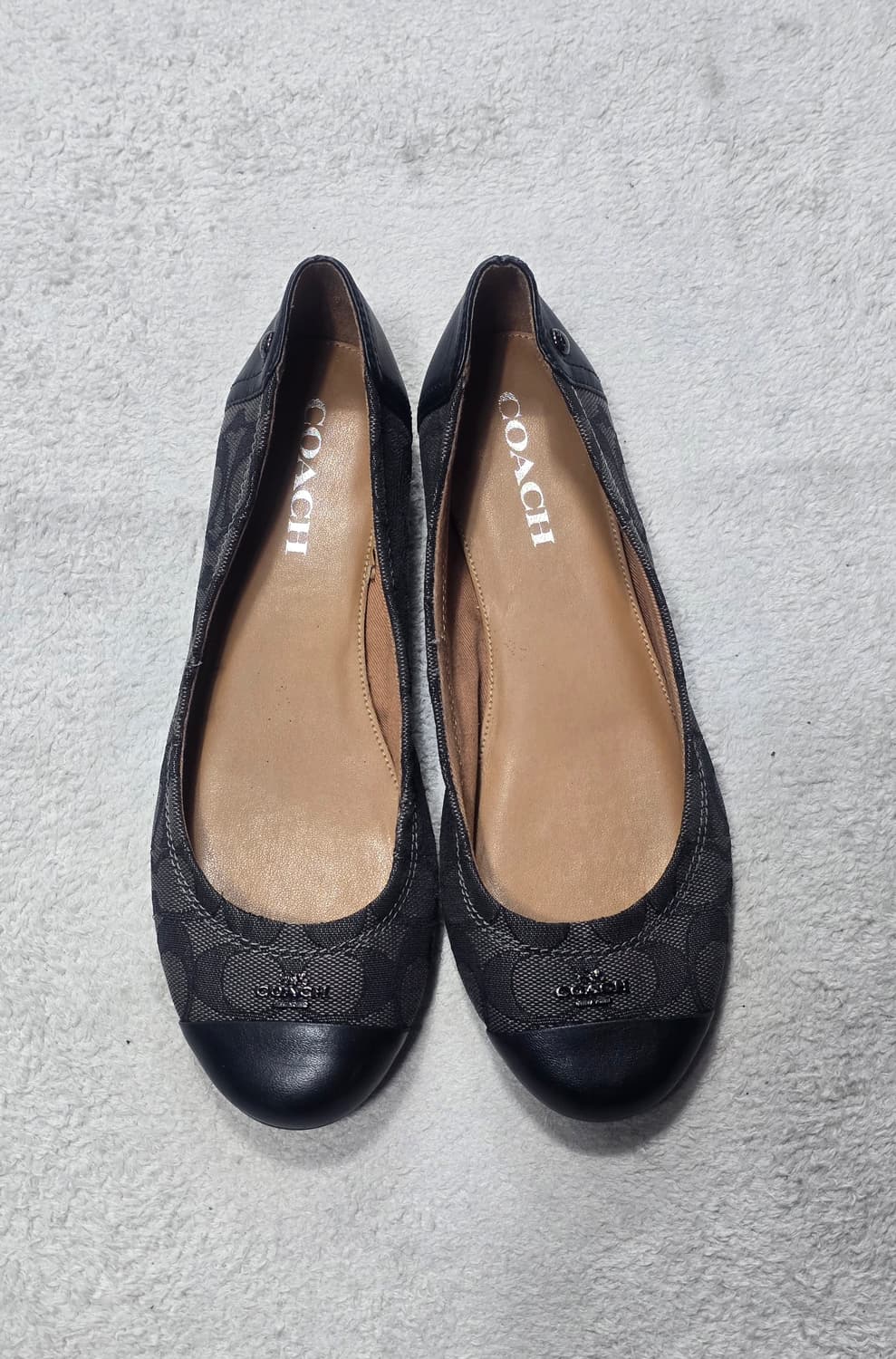 코치 시그니처 금속장식 슬립온 235 상품이미지1