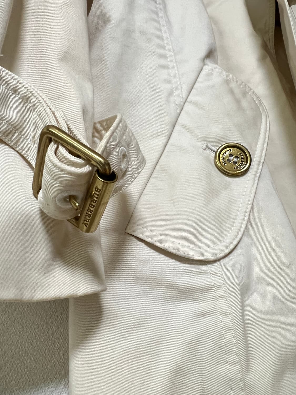 버버리 크롭 개버딘 트렌치 자켓 m 상품이미지7