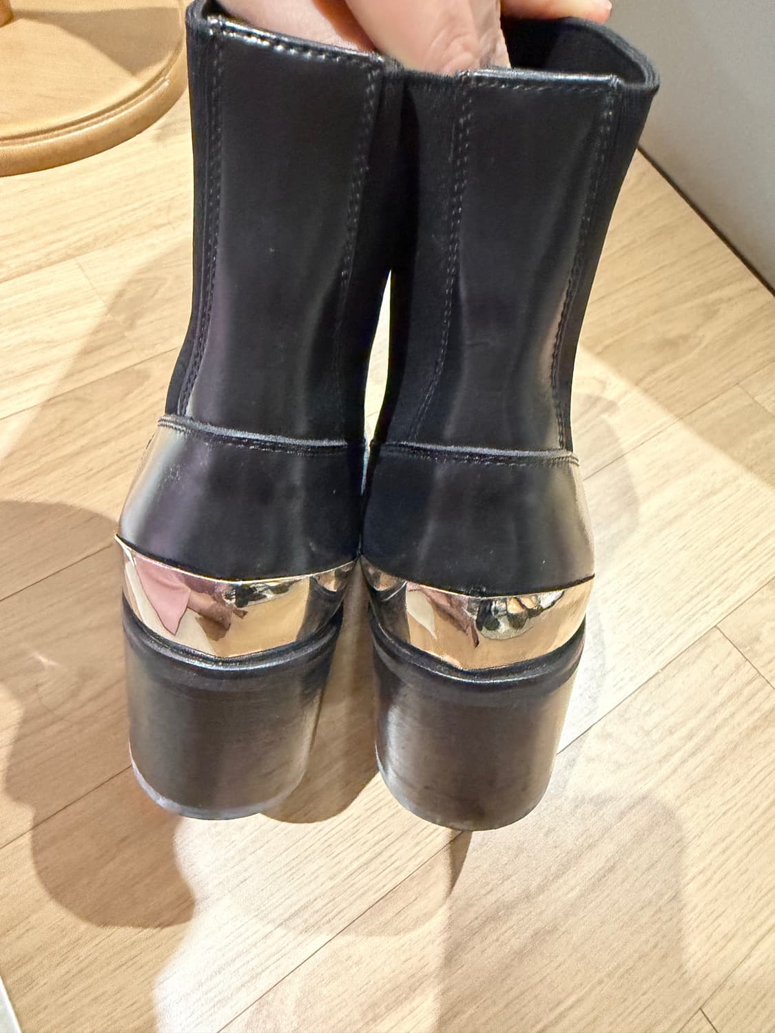 아크네스튜디오 블랙 부츠 37 상품이미지4