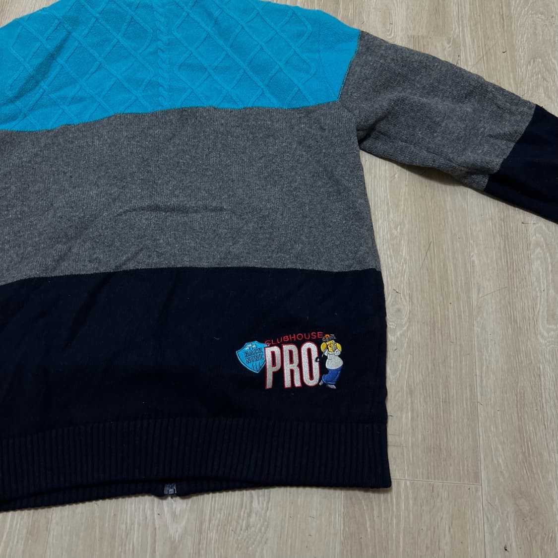 더심슨 남성 골프웨어 울 방풍 니트집업 M/95  상품이미지5