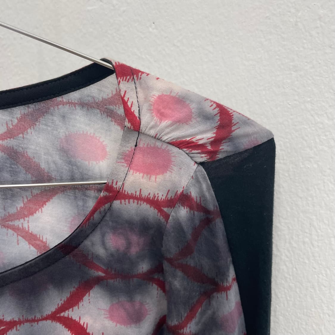 Tie-dye circle wrap top 상품이미지3