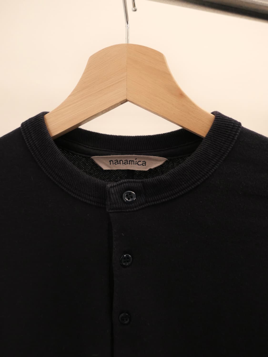 나나미카 헨리넥 스웨트 셔츠 상품이미지2