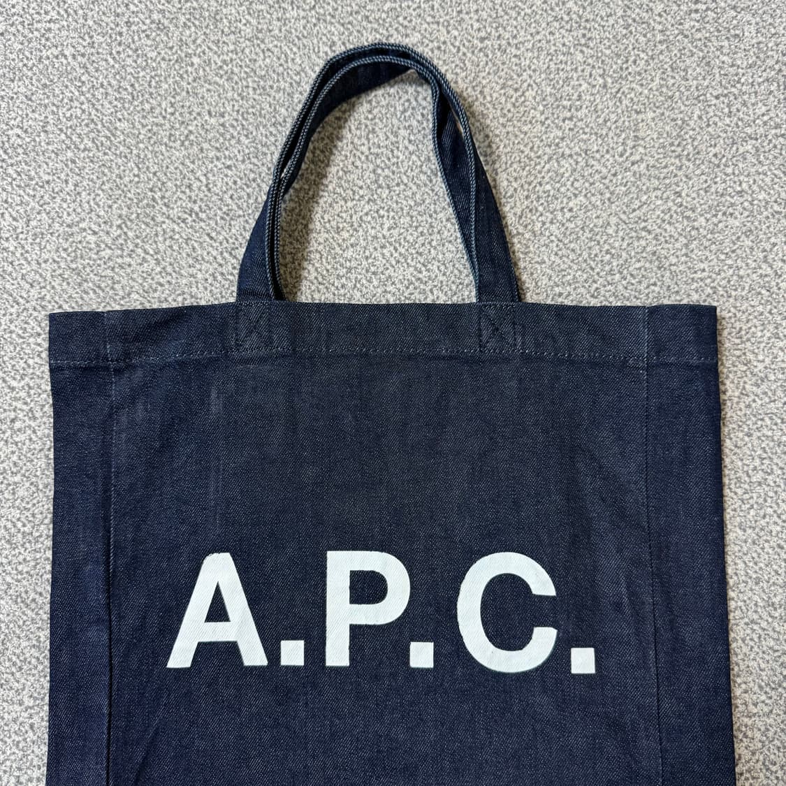 APC 아페쎄 데님 에코백 상품이미지3