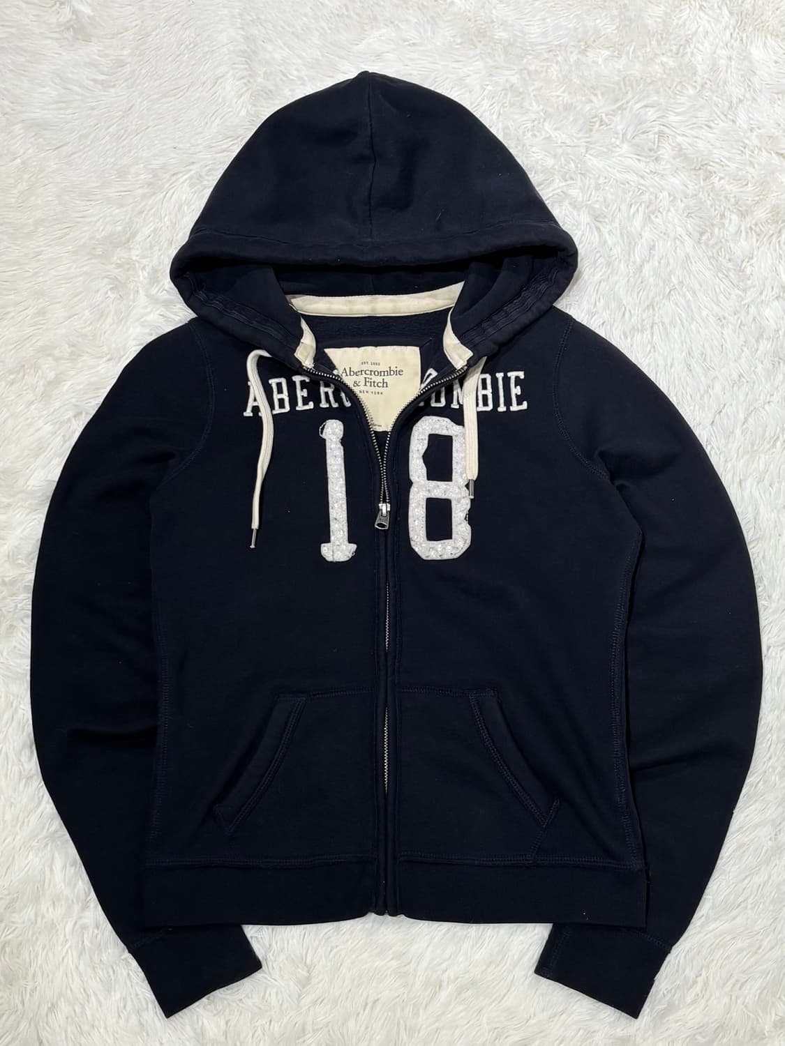 아베크롬비 블랙 빅로고 후드집업 상품이미지3