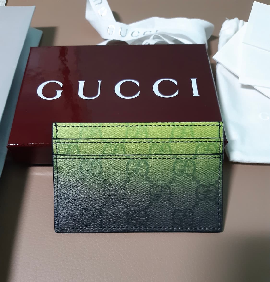 구찌 카드 지갑 그라데이션 신형 (새제품) 상품이미지3