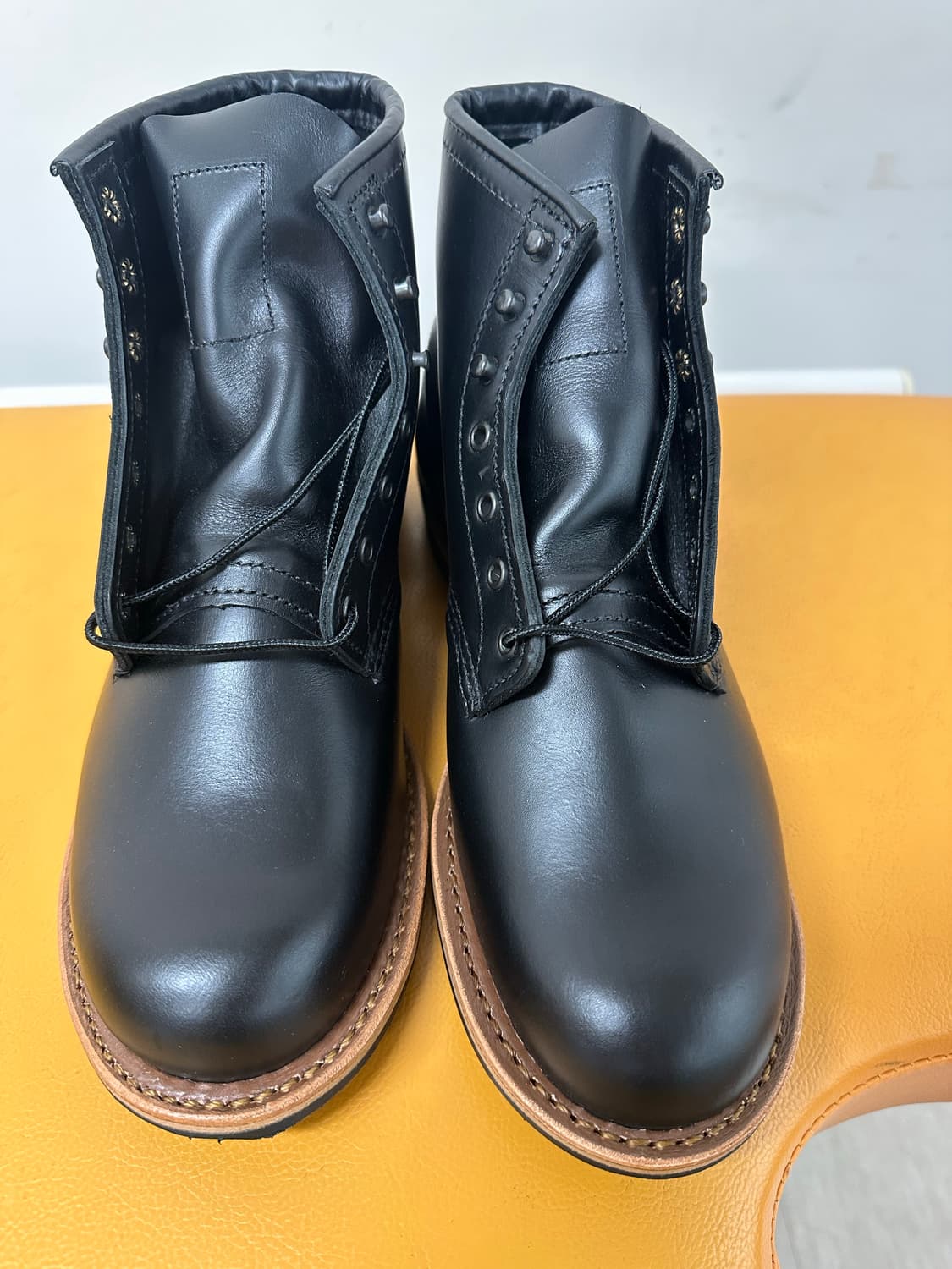 레드윙 9423 8D 2nd factory 상품이미지1