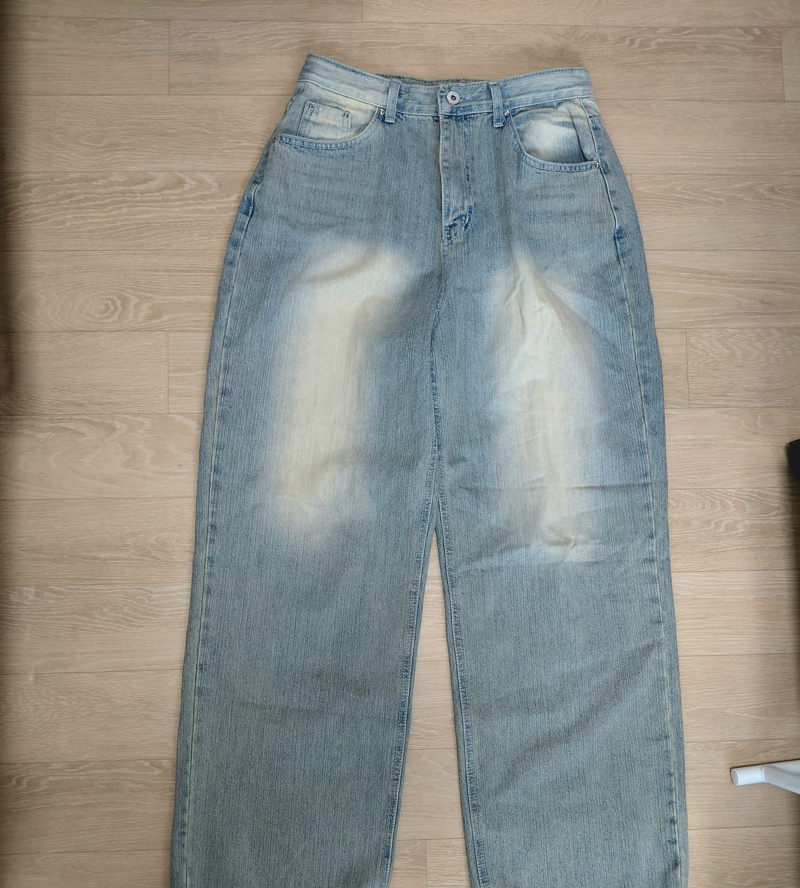 에이블리 JJIM 스트라이프 워싱 연청 와이드진 데님 상품이미지1