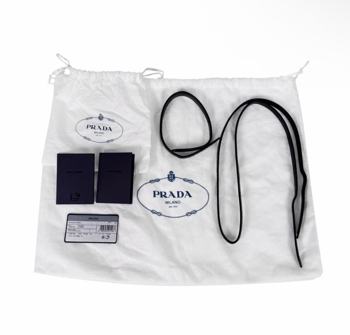 [MINI] 프라다 여성 브러시드 레더 클레오 플랩 숄더백 미니백 블랙 상품이미지10