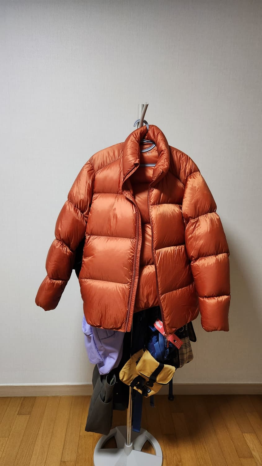 유니클로 오렌지 패딩 XL 상품이미지1