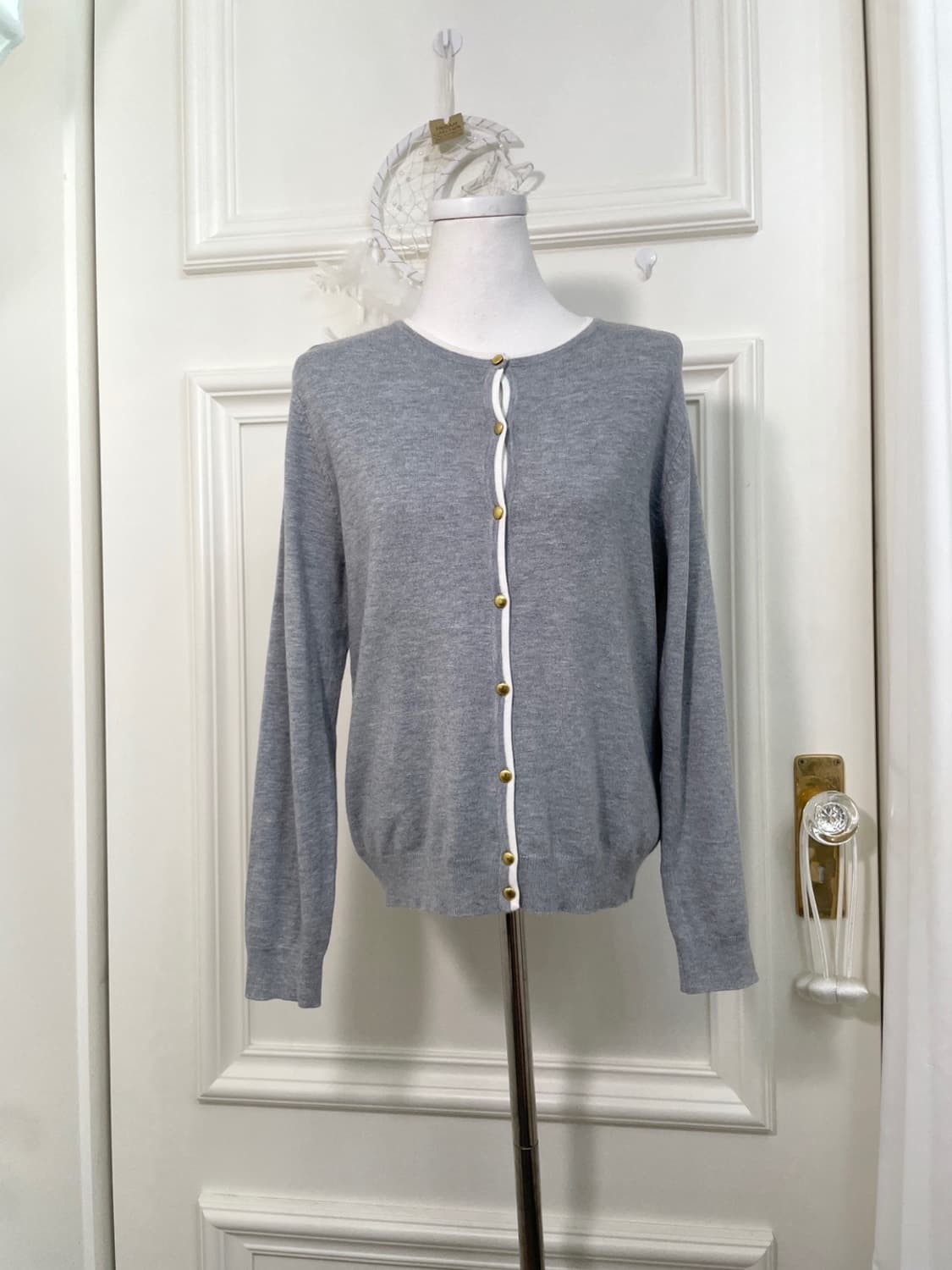 gray white lining basic cardigan(size-L) 상품이미지1