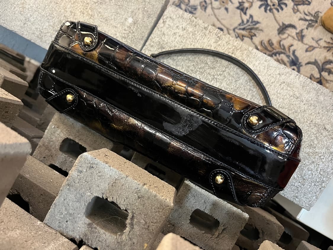 발렌시아가 크로커다일 엠보 숄더 백 상품이미지10