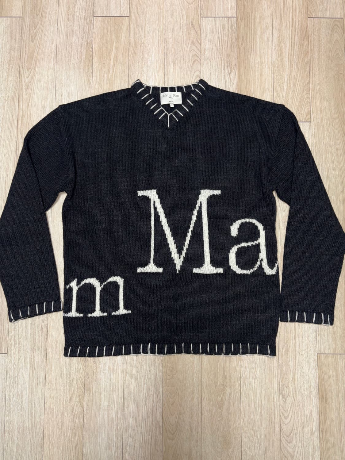 마뗑킴 빅로고 스티치 니트 풀오버 블랙 상품이미지1