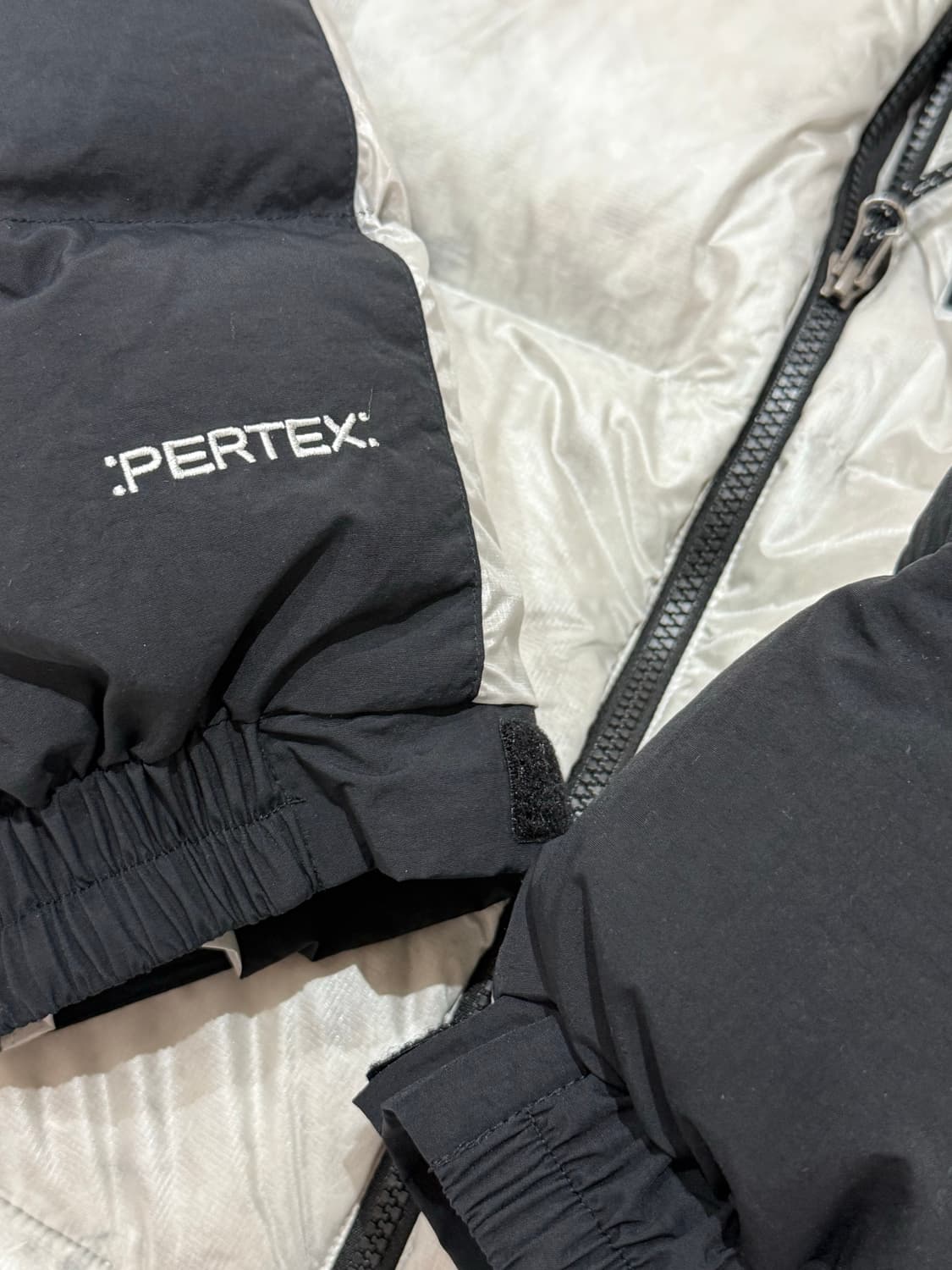 스투시 X 마운틴 하드웨어 서브제로 L 상품이미지4