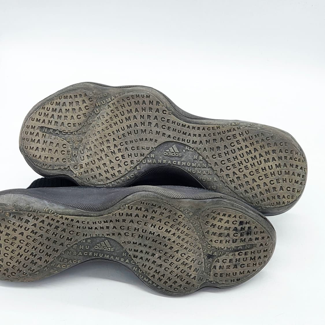 아디다스 x 퍼렐 윌리엄스 휴먼레이스 시초나 블랙 핑크 (280) 상품이미지3