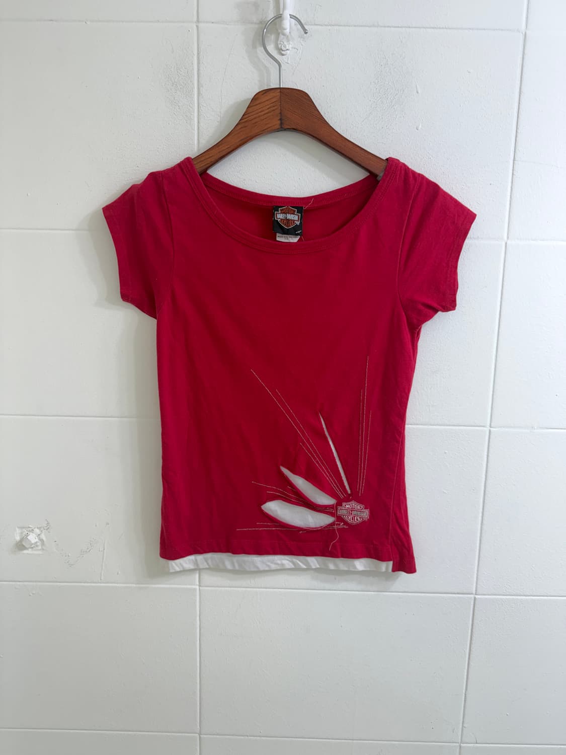 할리데이비슨 컷아웃 디테일 마젠타 핑크 딱붙 크롭 반팔티셔츠 상품이미지4