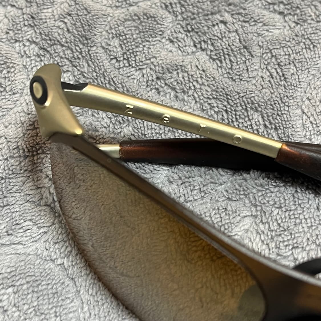 오클리 뉴 제로 0.4 골드 빈티지 oakley new zero 아이자켓 상품이미지4