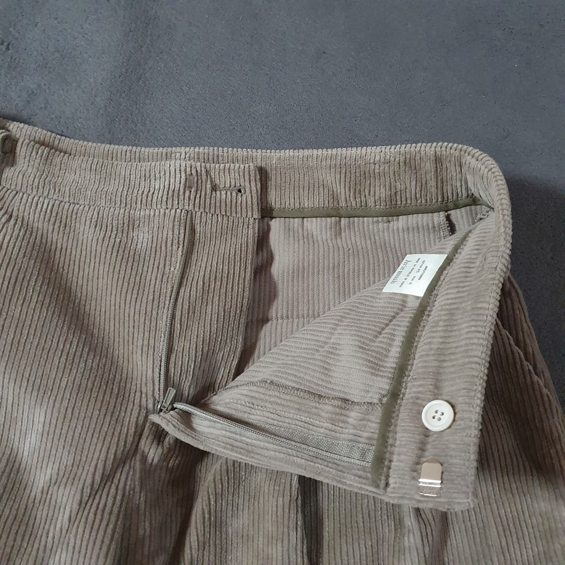 (남녀공용L -33인치) 아비에무아 투턱 코듀로이 와이드 팬츠 상품이미지5