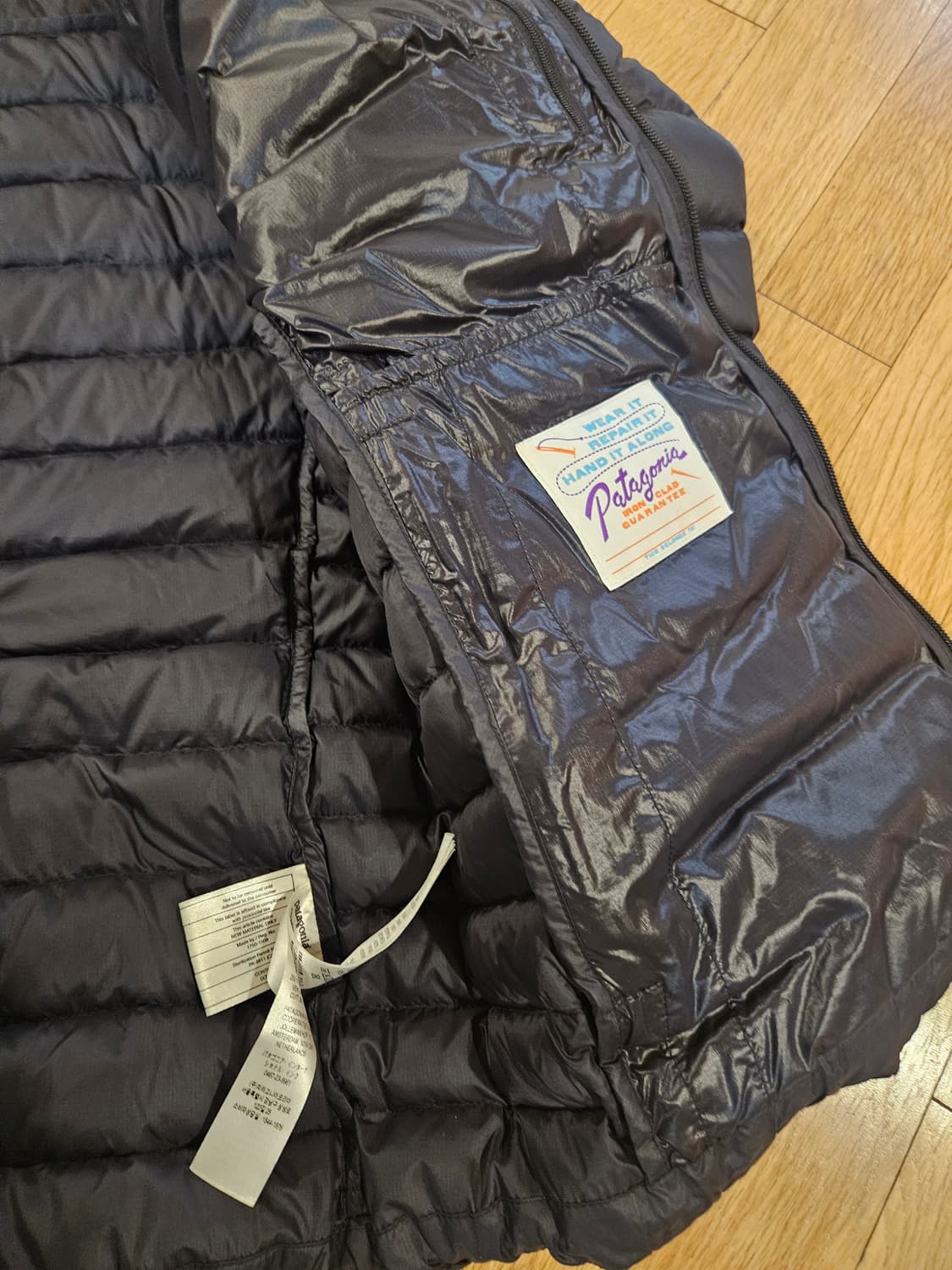 파타고니아 다운 스웨터 맨 L 1회착 판매 경량 패딩 등산 클라이밍 상품이미지4