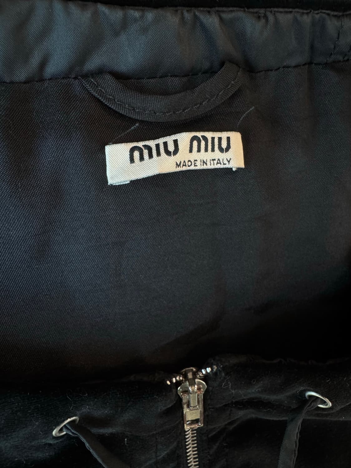 빈티지 미우미우 벨루어 집업 자켓 상품이미지5