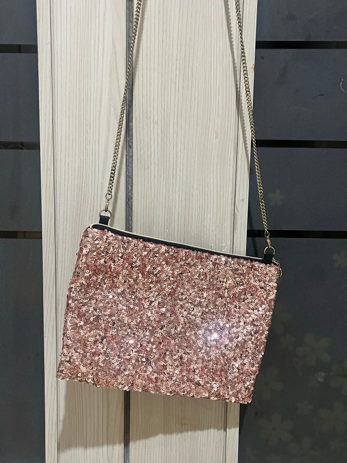 lydc london 로즈 골드 스팽글 클러치 상품이미지1