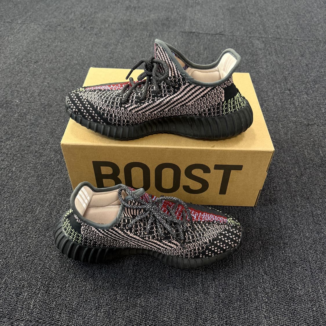 아디다스 이지부스트 350 V2 예힐 상품이미지4