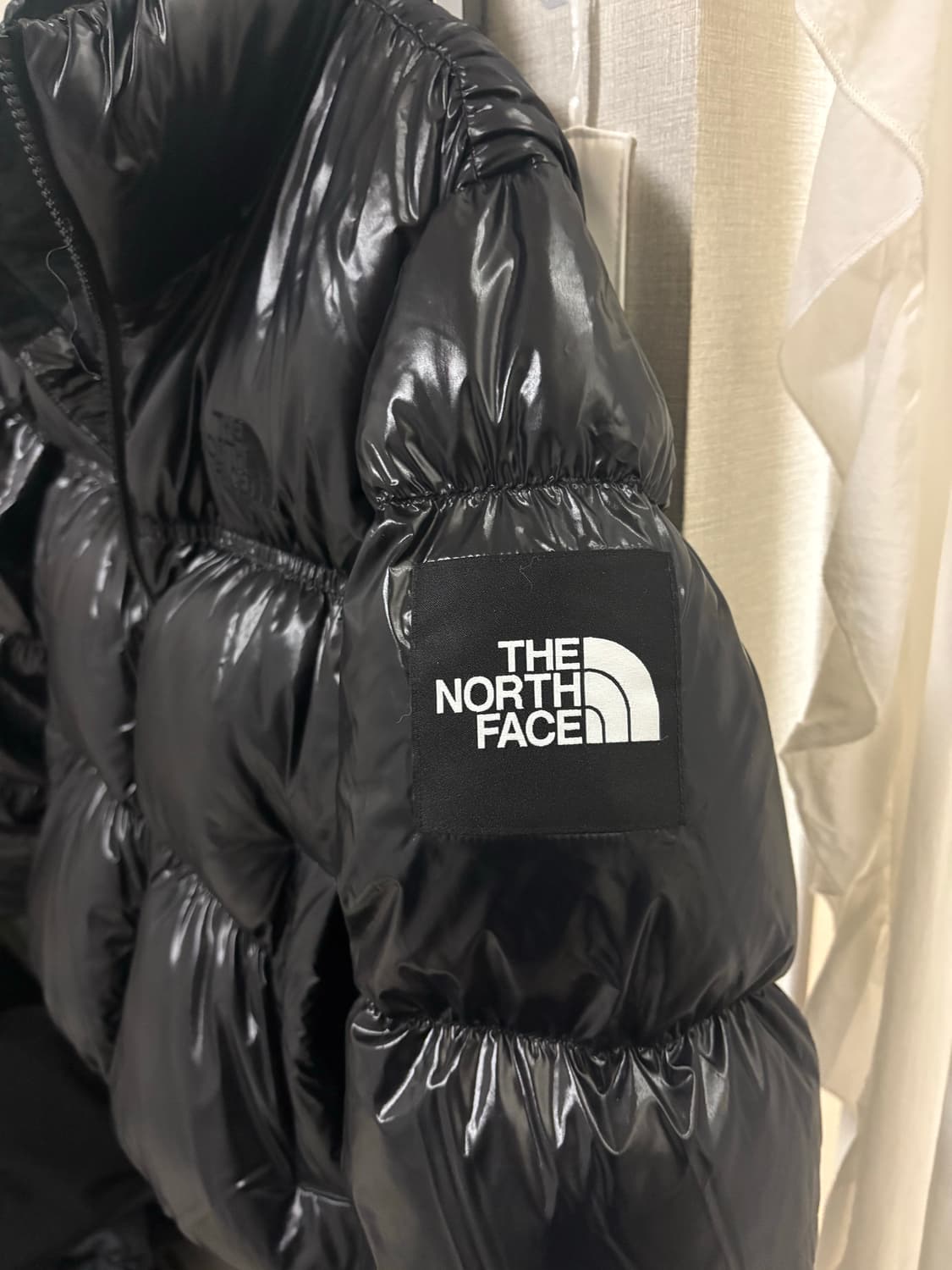 새상품-노스페이스 엘라 다운 자켓 (RDS) 급처합니다. 상품이미지2