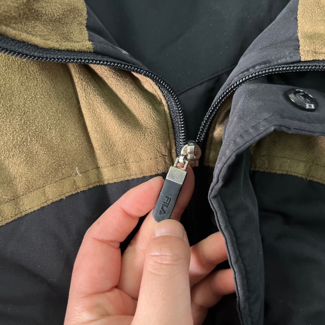 105 아디다스 스웨이드 덕다운 패딩 상품이미지3