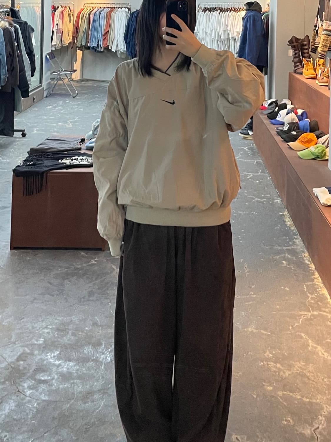 나이키 올드스쿨 미드 스우시 베이지 웜업 H1118 상품이미지1