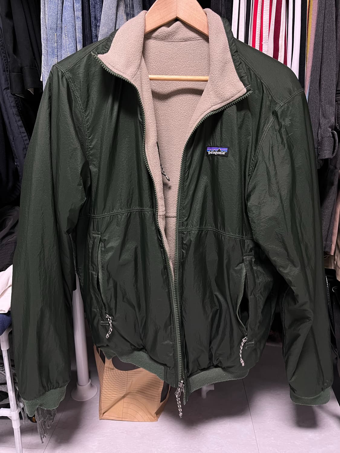 파타고니아 리버서블 쉘드 마이크로디니 자켓 s 상품이미지1