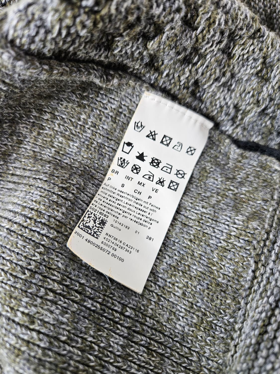 HUGO BOSS 휴고보스 울 숄카라 니트 가디건  상품이미지4