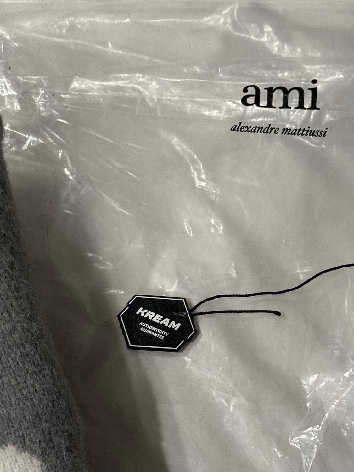 (새상품)아미 빅로고 니트 M 상품이미지4