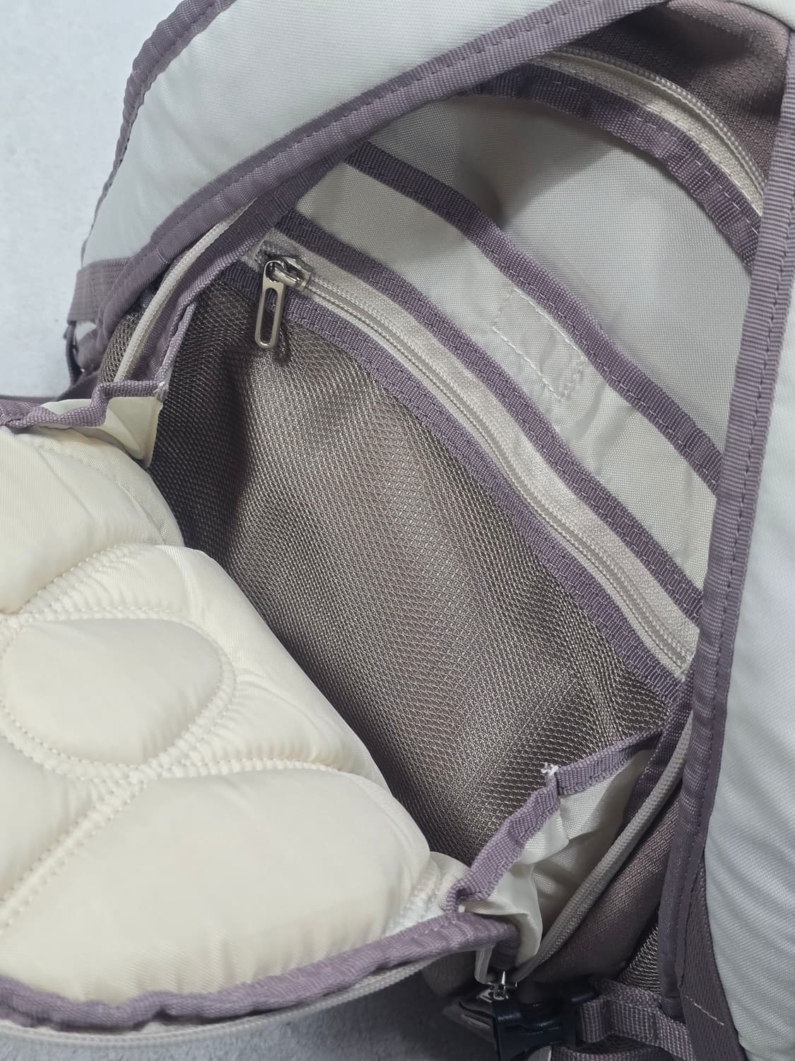 리복 빈티지 백팩 베이지  상품이미지6