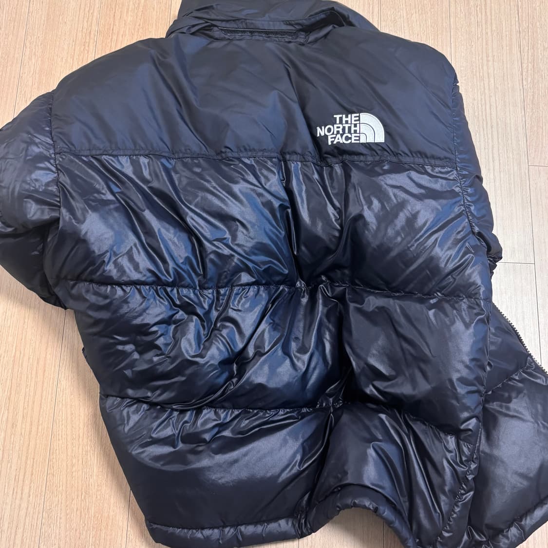 노스페이스 눕시 패딩 M 검정 상품이미지3