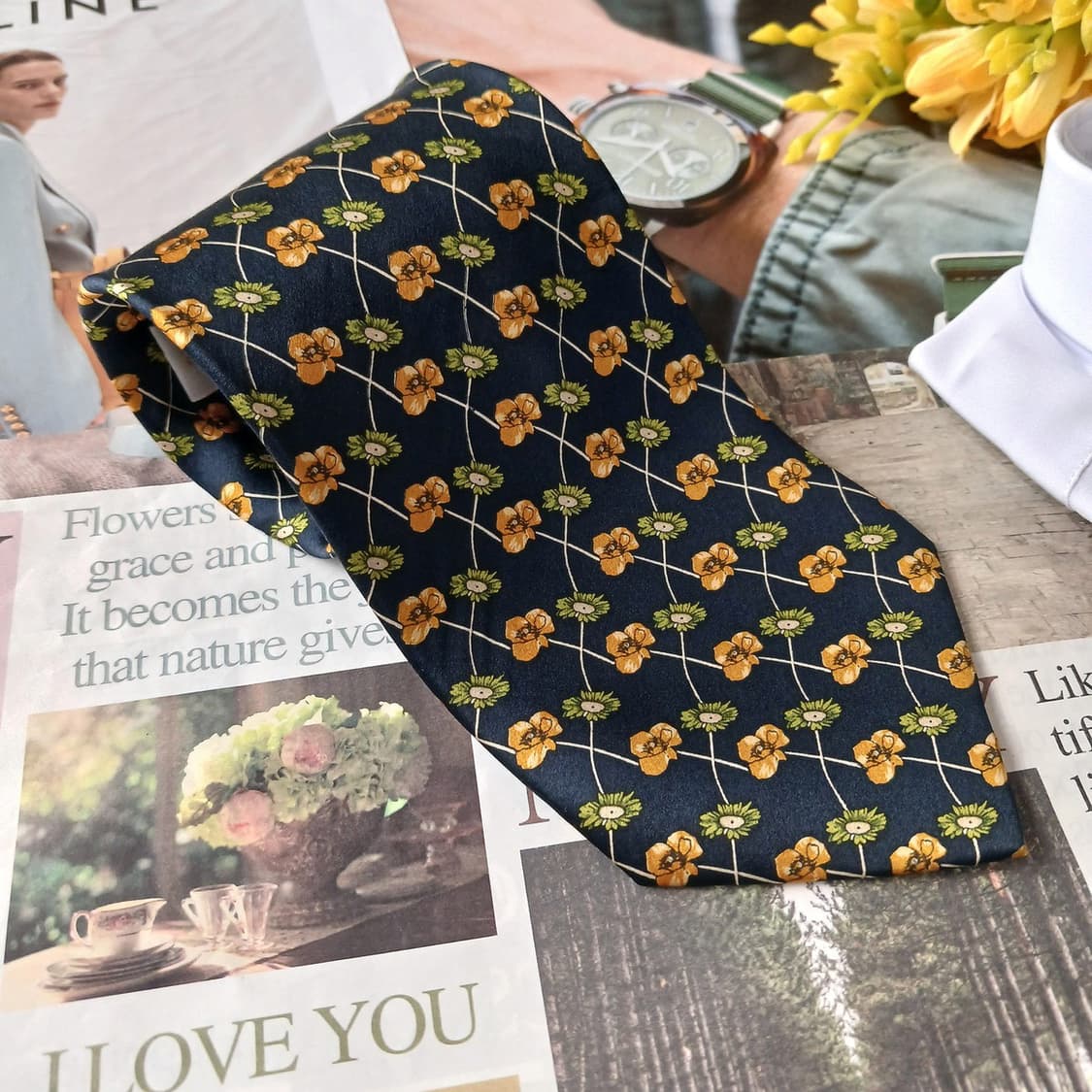 아쿠아스큐텀 실크 네이비 플로럴 넥타이 9.4cm A+등급 A18820
 상품이미지2