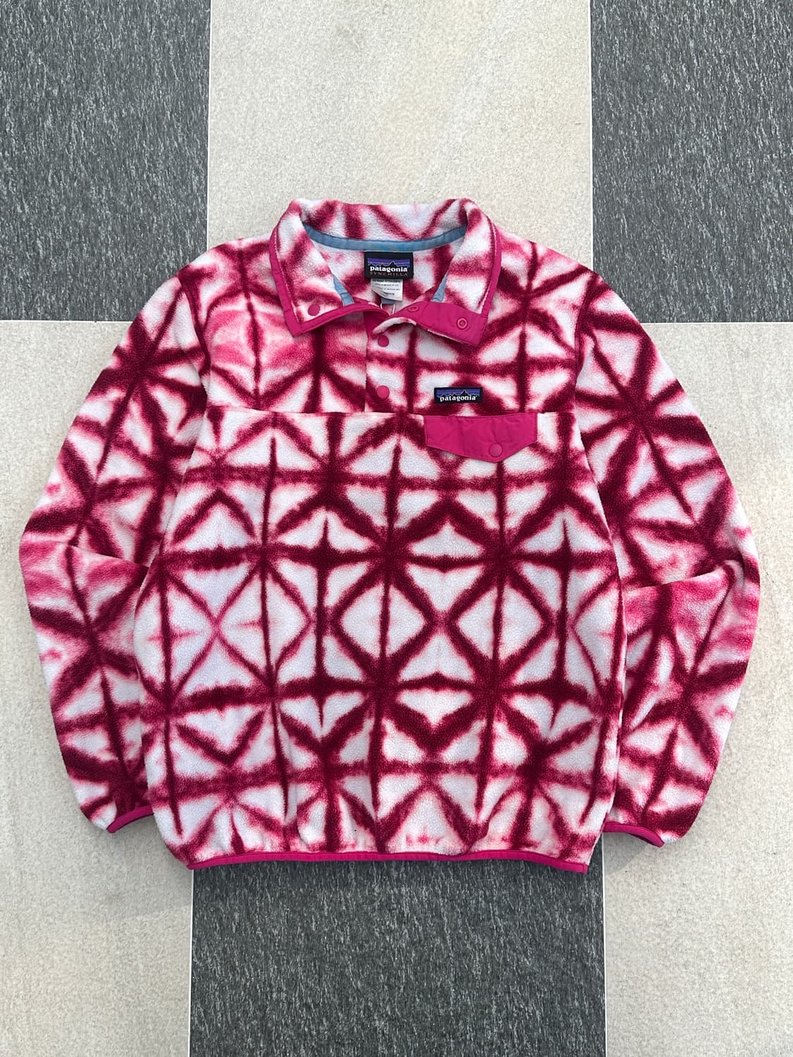 파타고니아 신칠라 핫핑크 패턴 스냅 플리스  상품이미지5