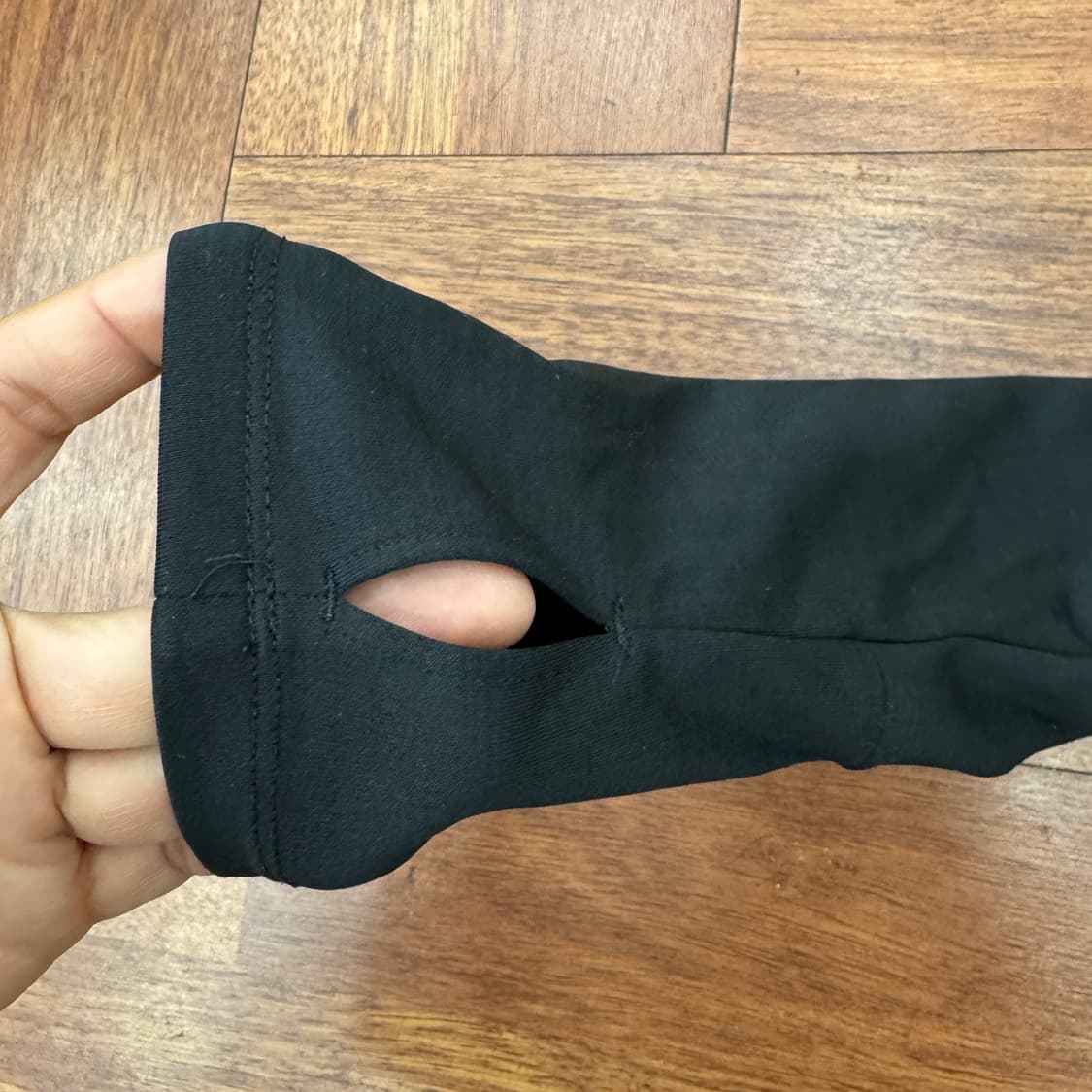 여성용 S  나이키 빅로고 스우시 런닝 반집업 기능성 티셔츠  상품이미지4