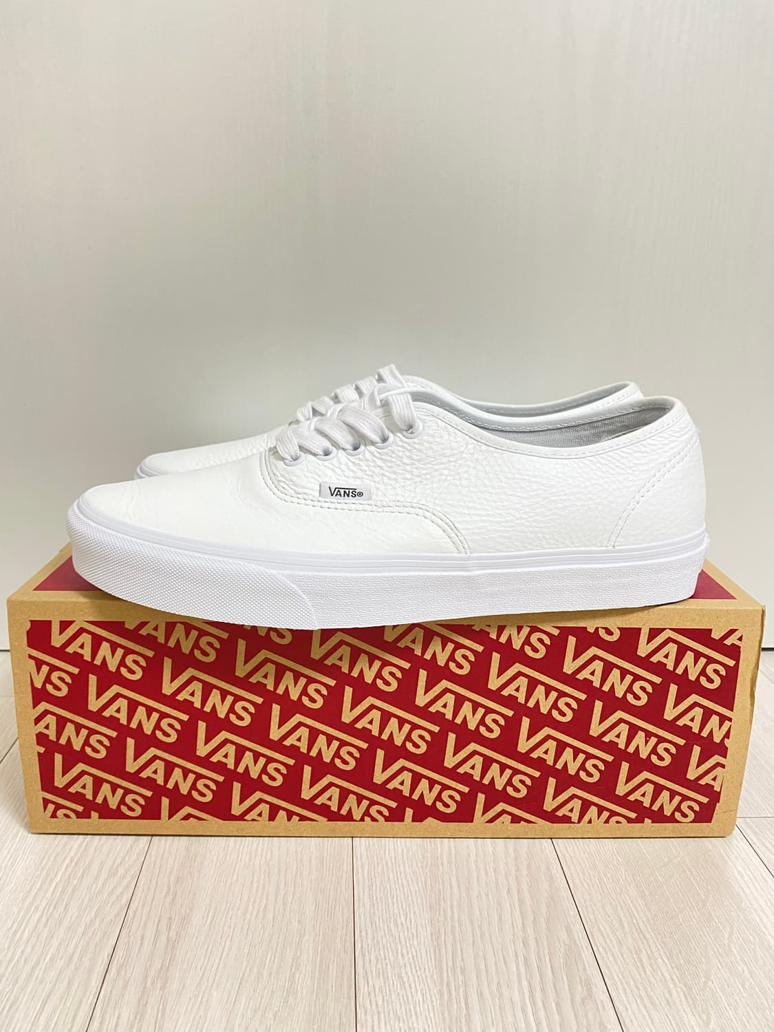 VANS Authentic Premium Leather TrueWhite 상품이미지1