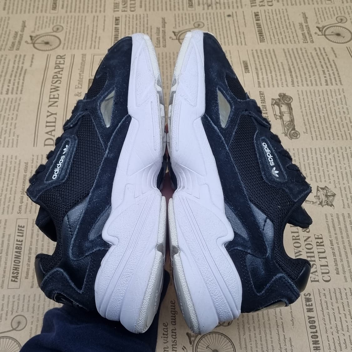 아디다스 팔콘 블랙 운동화220 상품이미지5