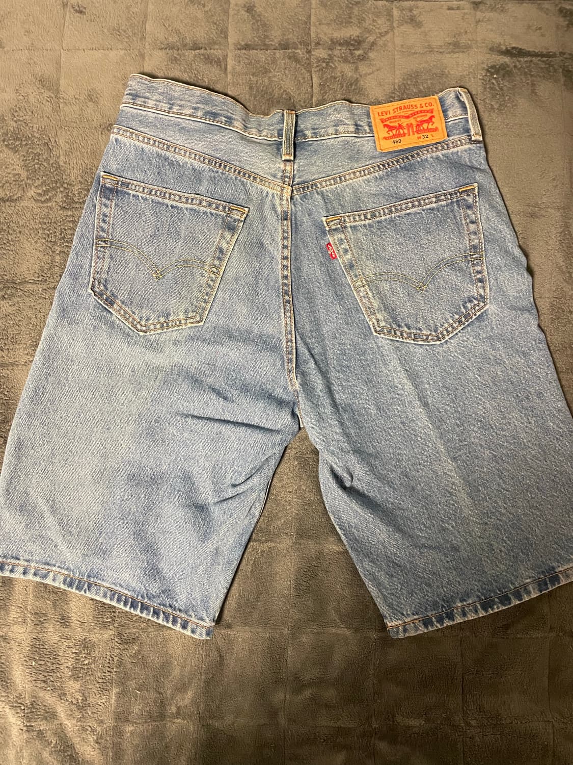 리바이스 루즈쇼츠 469 32사이즈 상품이미지1