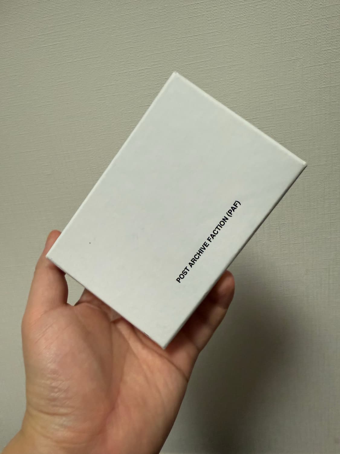 포스트아카이브팩션(paf) 누벅케이스 판매 상품이미지3