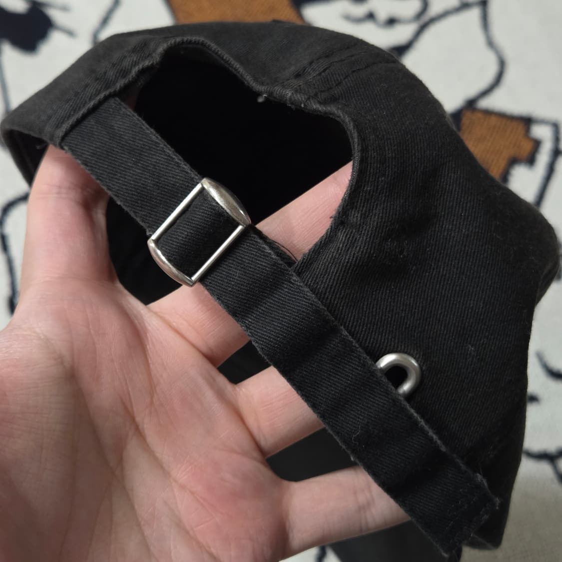 스투시 재팬 화이트 자수 볼캡 상품이미지4