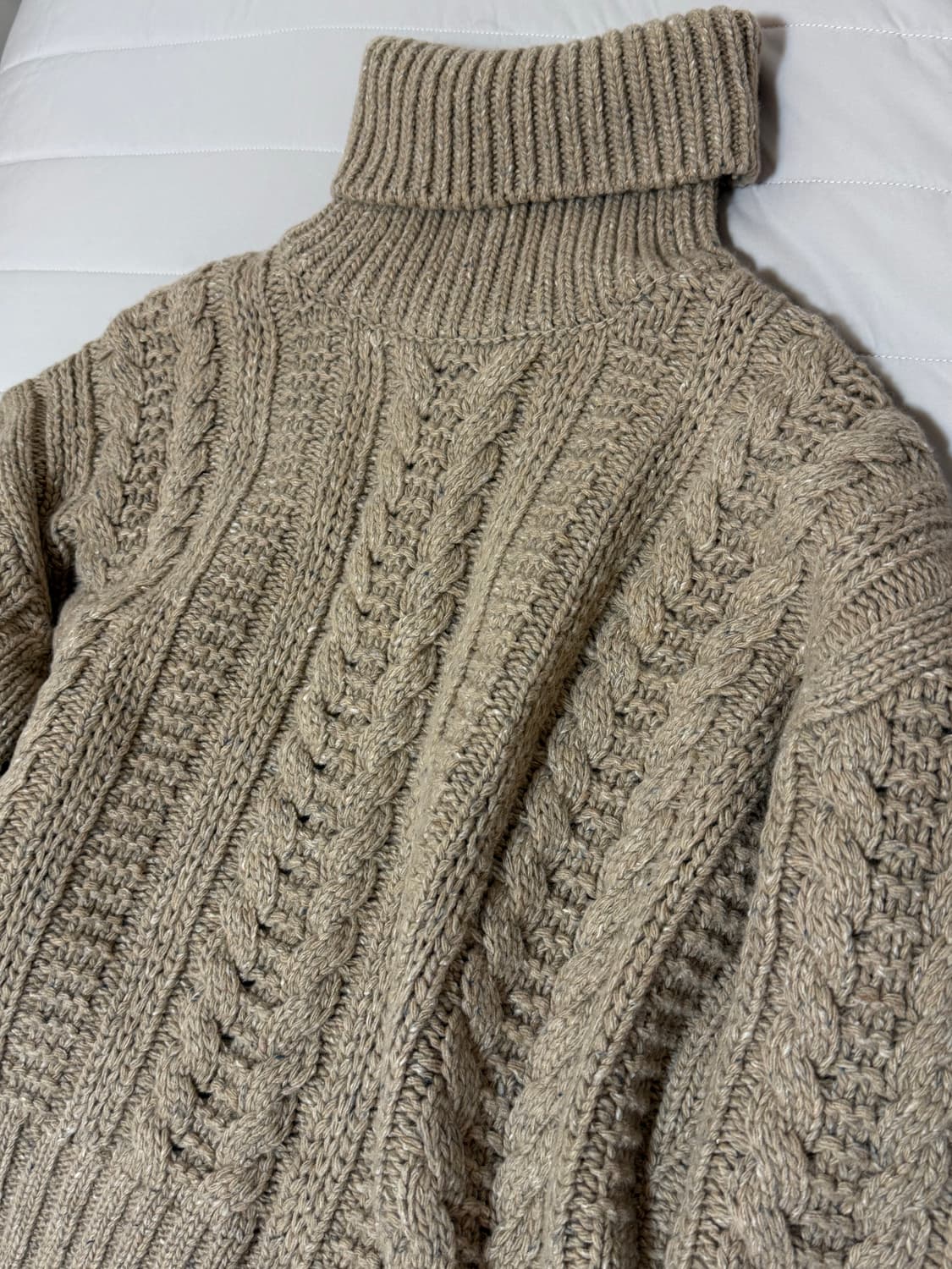 쎄르토 목폴라 니트 상품이미지2